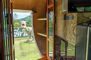 Rumah | Meja kerja, Wi-Fi gratis, dan seprai linen