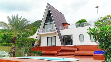 Pool Villa Triangle | Terrace/patio
