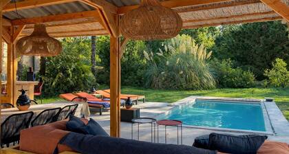 Villa Léo & Lucas, close by the Ocean, fabulous outdoor space, private pool,