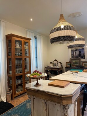 Dining - Villa Léo & Lucas, close by the Ocean, fabulous outdoor space, private pool, (Vendays-Montalivet)