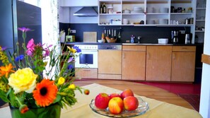 Fridge, oven, stovetop, dishwasher - Holiday Home Titz with Private Terrace, Garden & Wi-Fi in a Peaceful Setting (Sundern)