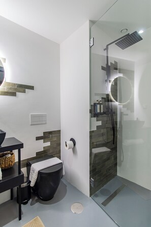 Apartment | Bathroom - Regras Apartments & Garden A20 by Benefit Collection (Porto)