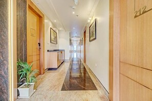 Interior - Hotel The Elegance Inn Varanasi (Varanasi)