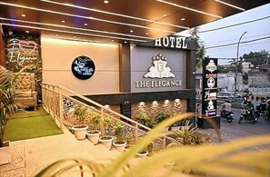 Interior - Hotel The Elegance Inn Varanasi (Varanasi)