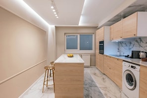 Standard-Apartment | Eigene Küche | Wasserkocher mit Kaffee-/Teezubehör, Wasserkocher, Toaster