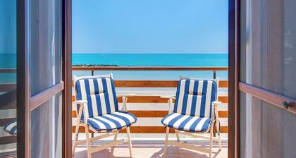 Fauci Holiday Home by Biddizzi Rari - Direct access to the beach, sea view