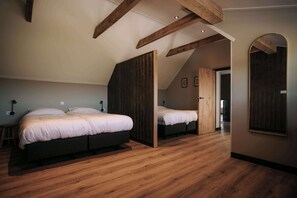 3 عدّة غرف نوم وواي فاي مجانًا وملاءات أسرّة