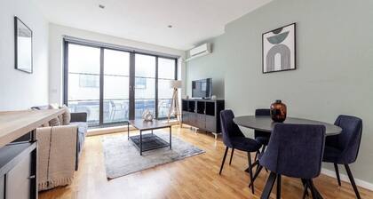 Modern Kentish Town apartment