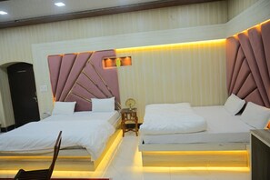 Family Suite Room | Free WiFi - Saryu River View- Kanchan Bhawan (Ayodhya)