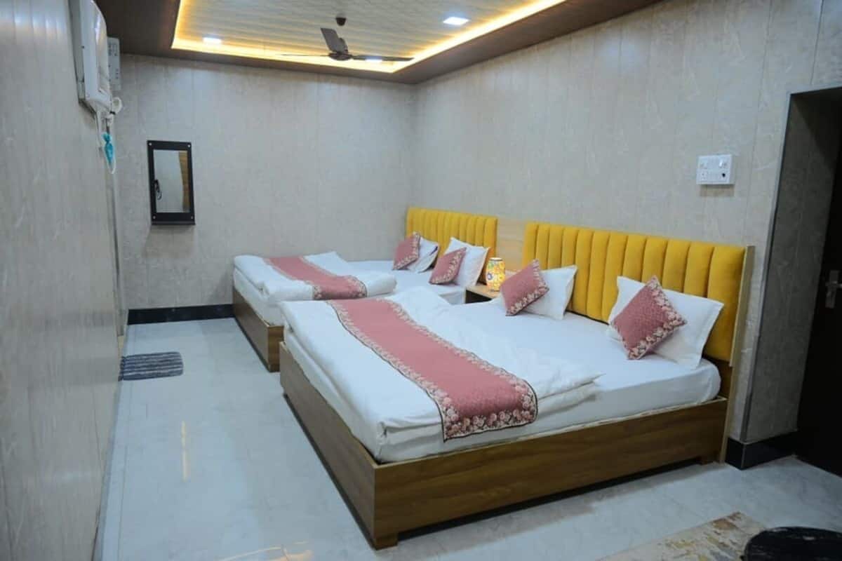 Deluxe Double Bedroom | Free WiFi