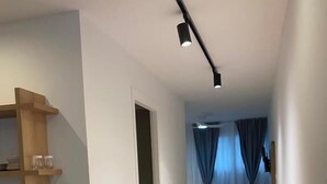 Interior - Living Yard Acropolis Apartments (Athens)