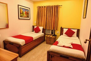 Standard Room - Hotel Benzy Palace, Near Mumbai International Airport (Mumbai)