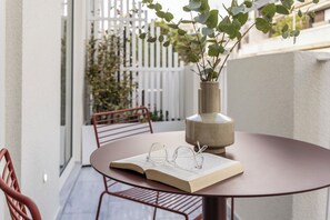 Exterior - Milioni by Oniro (Athens)