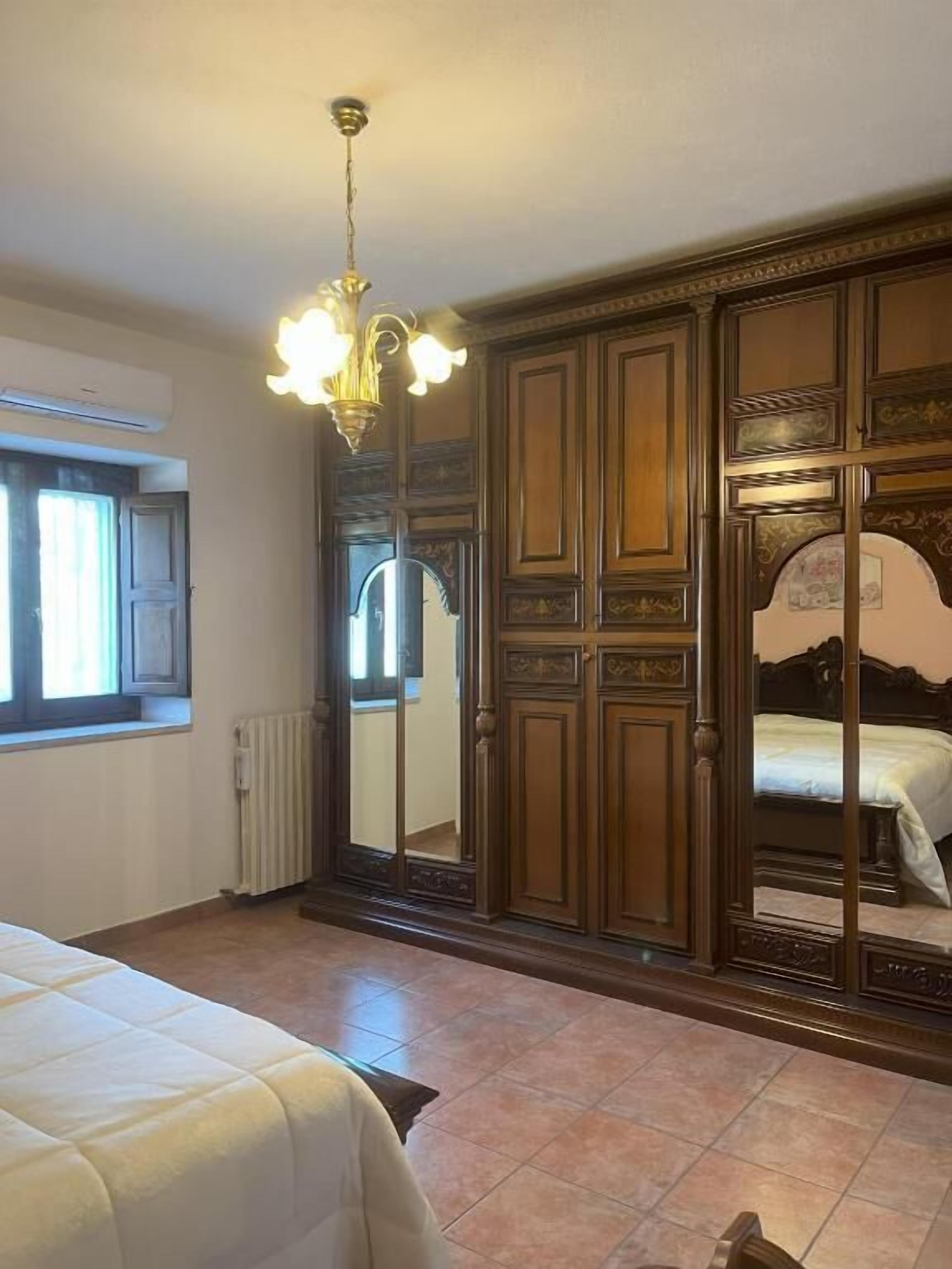 Doppia Deluxe, vista giardino | Una scrivania, postazione laptop, Wi-Fi gratuito