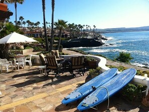 Outdoor dining - Circa Del Mar with Surfboards and Bodyboards (Playas de Rosarito)