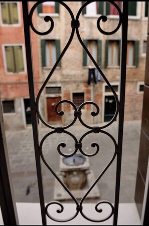 Exterior detail - MALVASIA SUITE (Venezia)