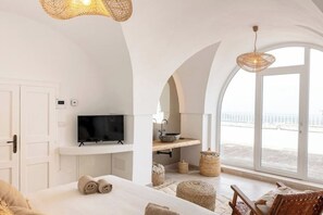 4 habitaciones, tabla de planchar con plancha, wifi y ropa de cama 