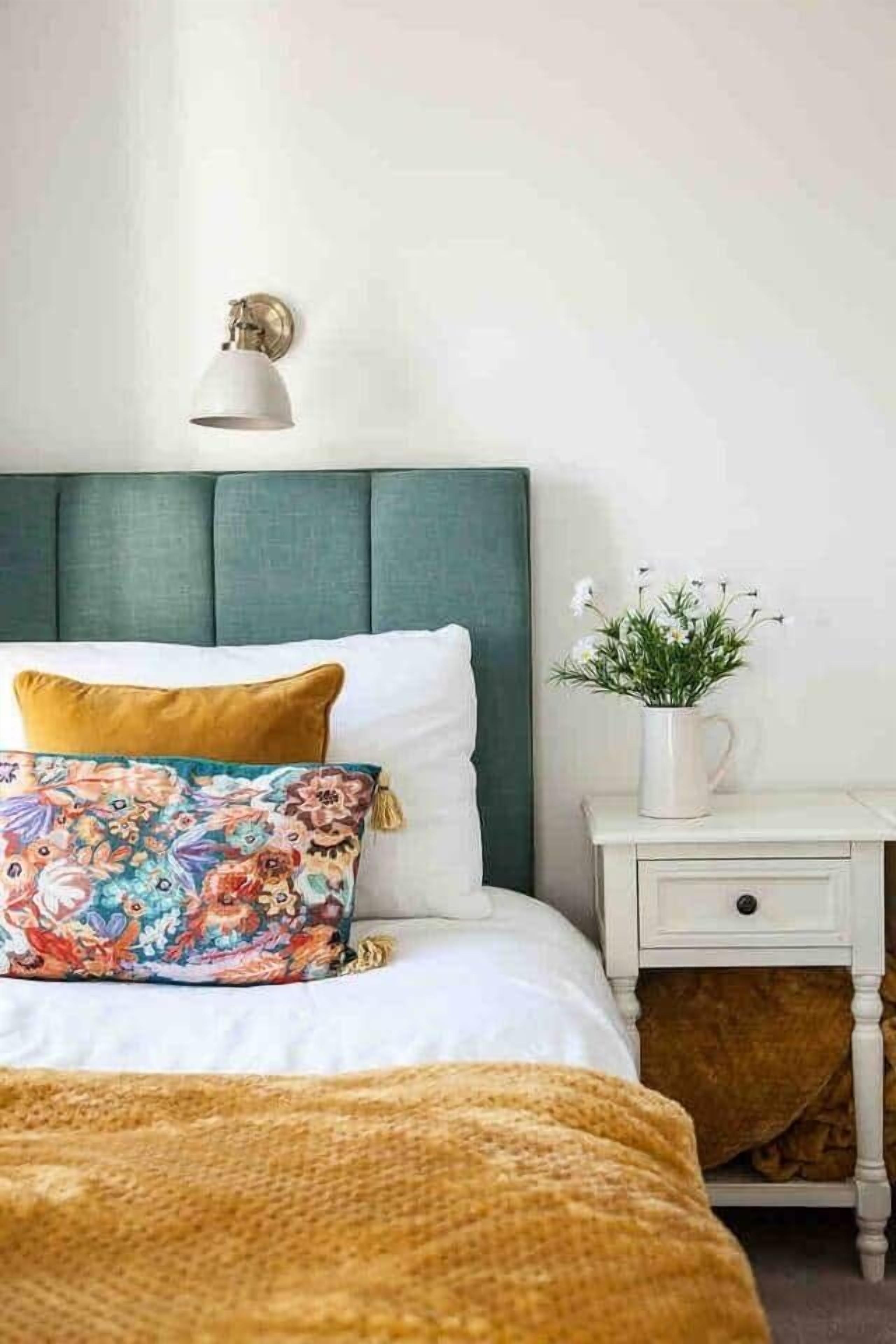 4 chambres, fer et planche à repasser, Wi-Fi, draps fournis
