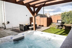 Outdoor spabad