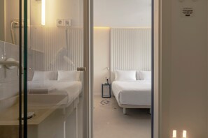 Dobbeltrom – standard | Bad | Dusj, hårføner, håndklær og såpe