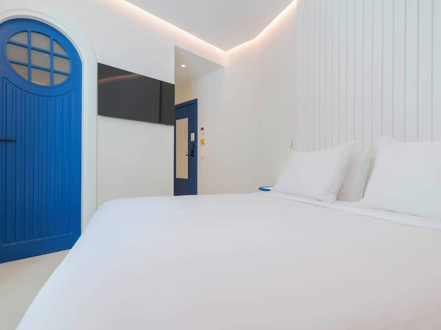 Habitación estándar doble | Caja fuerte, sistema de insonorización, cuna de viaje y wifi gratis