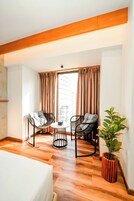 Quarto casal luxo, vista para a cidade | Wi-Fi de cortesia