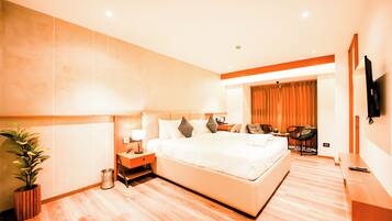 Deluxe dubbelrum - utsikt mot staden | Gratis wi-fi