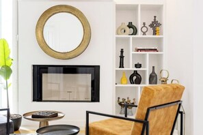 Interior - La Perle Ostuni - Panoramic Suite with Jacuzzi in Luxury Palace (Ostuni)