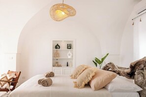 1 slaapkamer, een strijkplank/strijkijzer, wifi, beddengoed