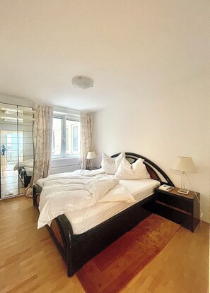 2 Schlafzimmer, Bügeleisen/Bügelbrett, WLAN, Bettwäsche