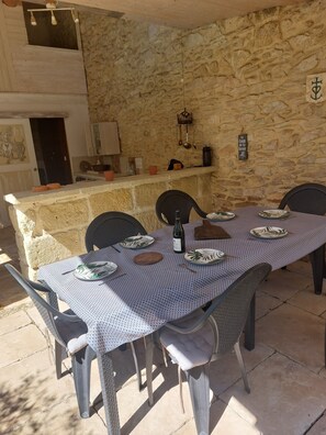 Restauration extérieure