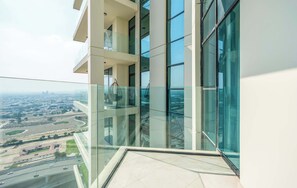 Property grounds - Elegant High Floor 2BR Furnished Urban Oasis (Dubai)