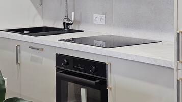 Family Suite | Private kitchen