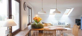 3-room attic apartment in Mainz near the university