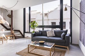 樓中樓客房 | 起居區