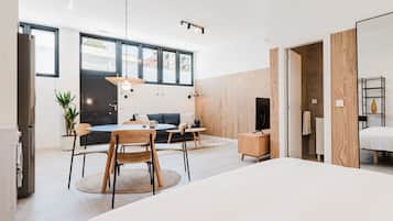 Studio | Dining room