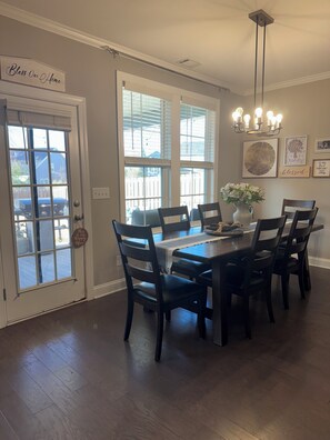 Dining - Stunning 4-Bedroom Home Near Augusta National – Perfect for Masters Week! (Evans)