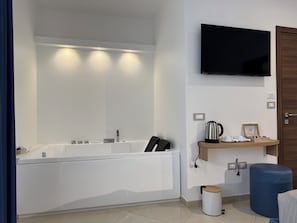 Suite Deluxe | Televisión