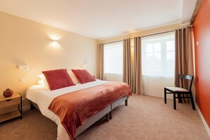 Bügeleisen/Bügelbrett, WLAN, Bettwäsche