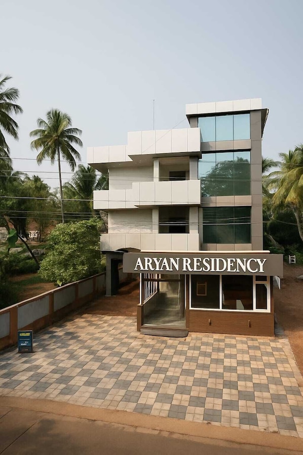 Deluxe Room | Exterior - Aryan Residency (Murdeshwar)