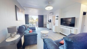 TV - CasaSparadise - A Murcia Holiday Rentals Property (Sucina)