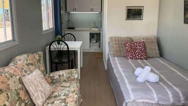 1 chambre, Internet