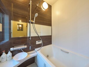 Bathroom - Yadoya Asakusa Kokeshian (Tokyo)