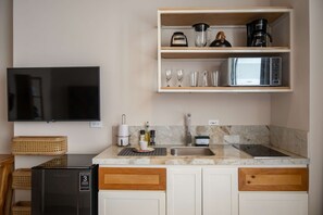 Apartment | 1 bedroom, Internet - w Delightful Loft in the Heart of Bocagrande (Cartagena)