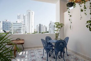 Apartment | 1 bedroom, Internet - w Enchanting Loft w Balcony in Bocagrande (Cartagena)