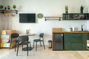 Apartment | 1 bedroom, Internet - w Enchanting Loft w Balcony in Bocagrande (Cartagena)