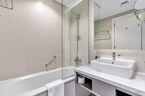 House - Stayshort - Amazing Studio in Business Bay That Sleeps 2 (Dubai)