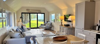 Stunning 2 bedroom lodge with stunning views