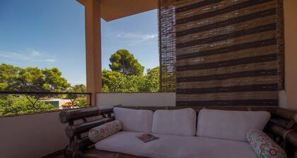 Estate under the Paintbrush, Vis Island
Artistic Eco Estate on the Island of Vis
