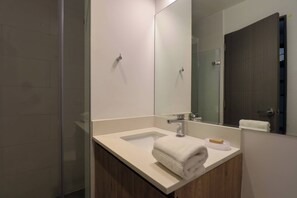 House - w Engaging 2BR w Impressive Deco in San Isidro (Lima)